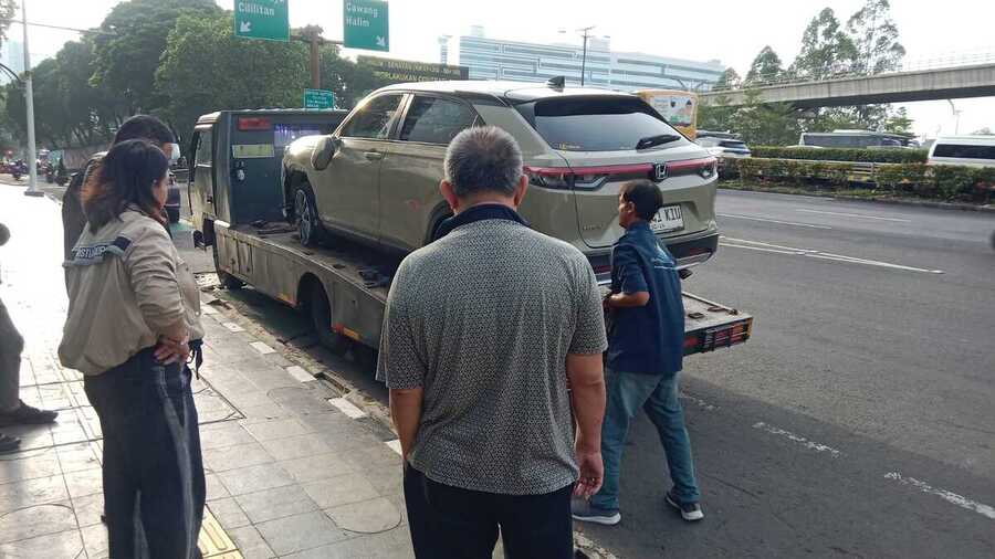 Bhayongbhong Background